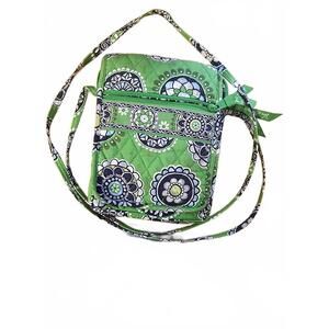 Vera Bradley Hipster Crossbody – Retired Lime Medallion Print